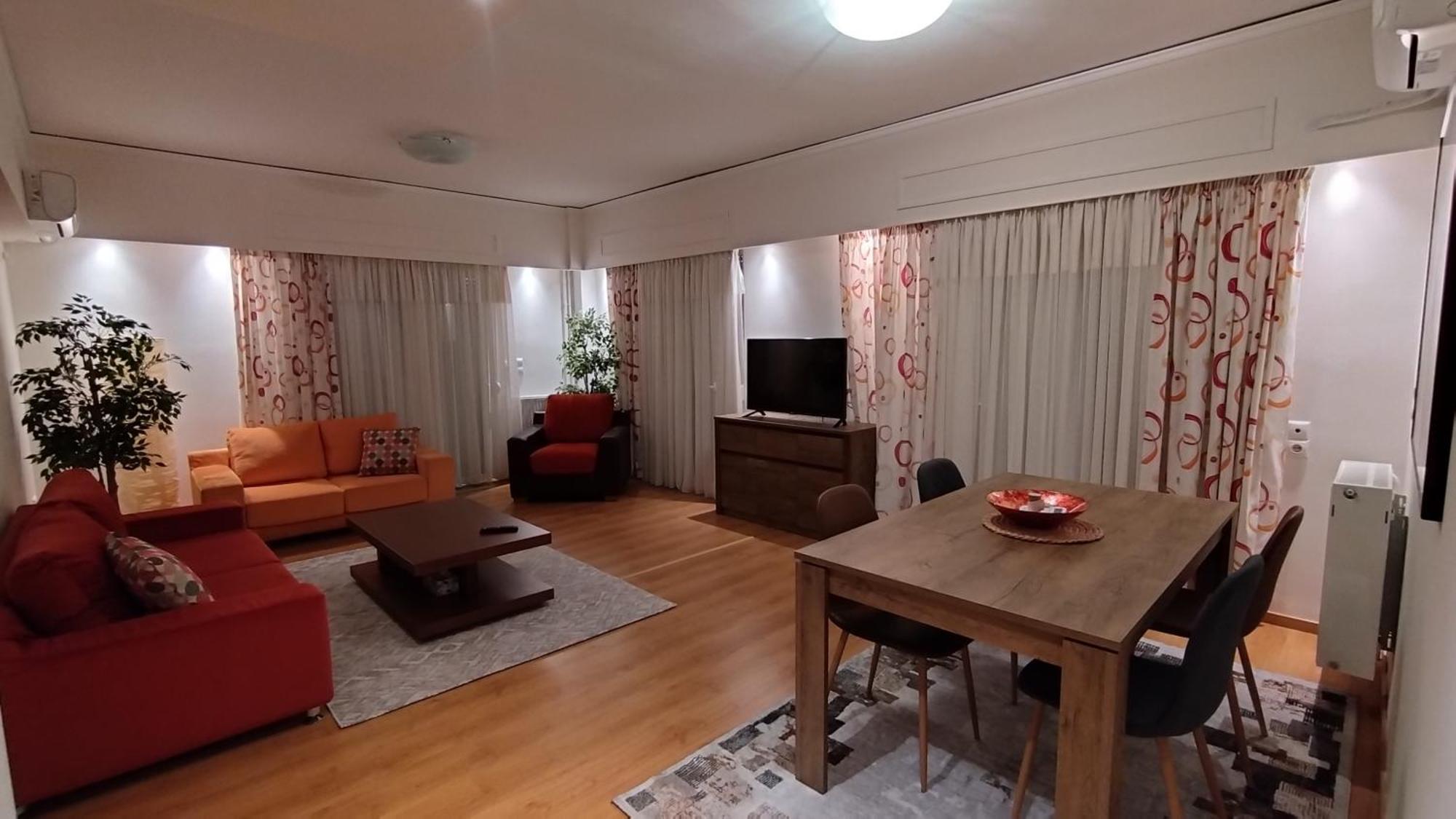 Spacious Flat Ideal For Families Афіни Екстер'єр фото