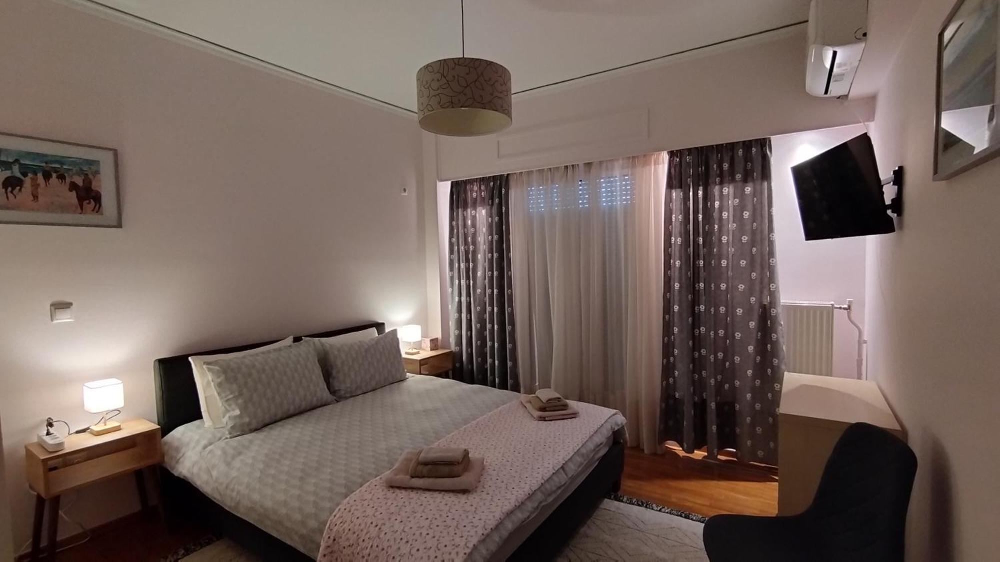 Spacious Flat Ideal For Families Афіни Екстер'єр фото