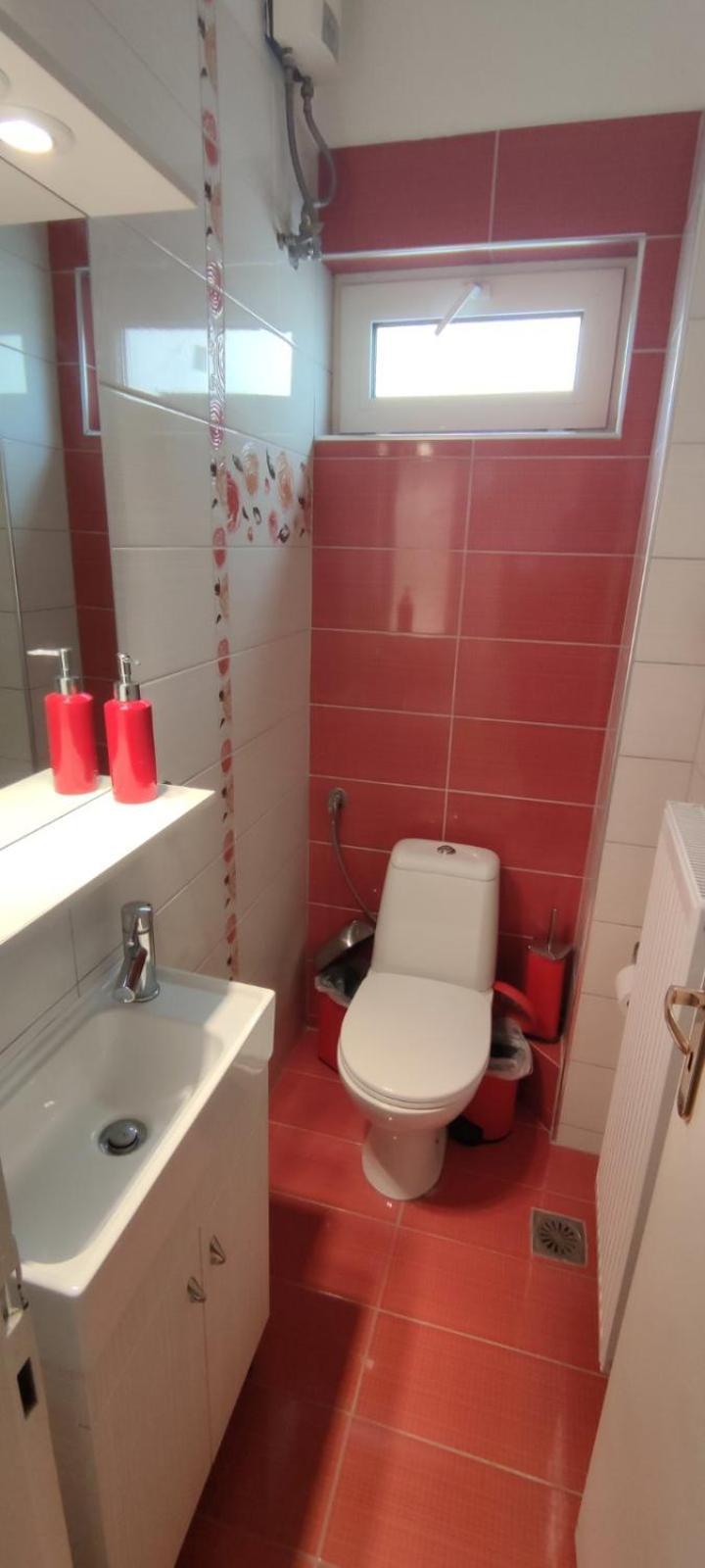 Spacious Flat Ideal For Families Афіни Екстер'єр фото